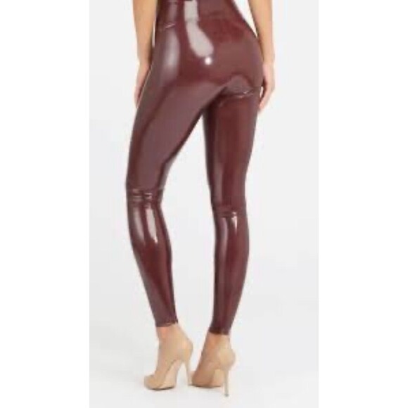 SPANX Faux Patent Leather Liquid Gloss Leggings Pants Ruby Size Petite XS NWT - Picture 2 of 12